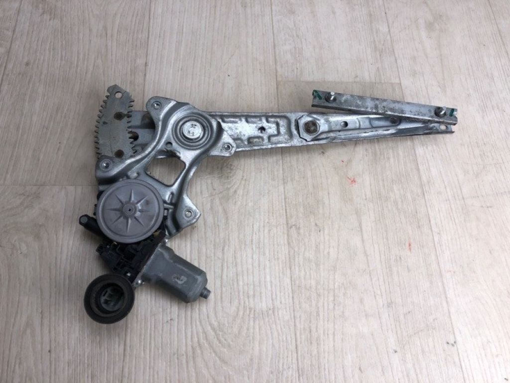 82721-3KA1A | Склопідйомник задн. лів. NISSAN PATHFINDER R52 12-21 - Фото 2