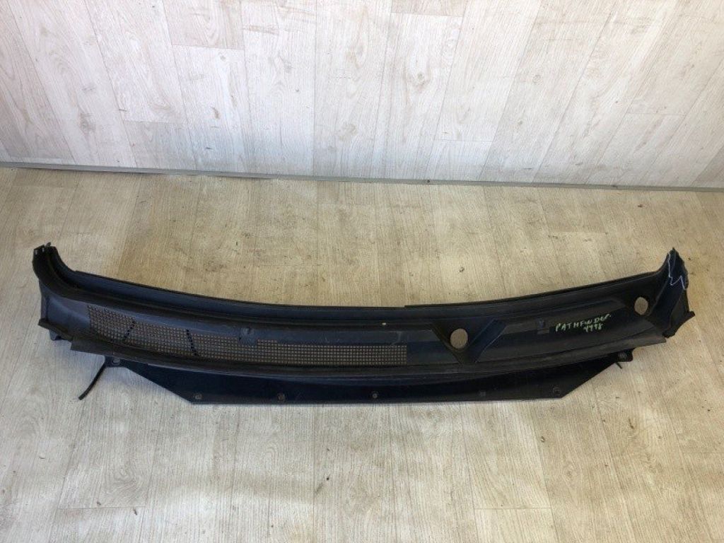 66862-9NA0A | Пластик под лобовое стекло / Жабо NISSAN PATHFINDER R52 12-21