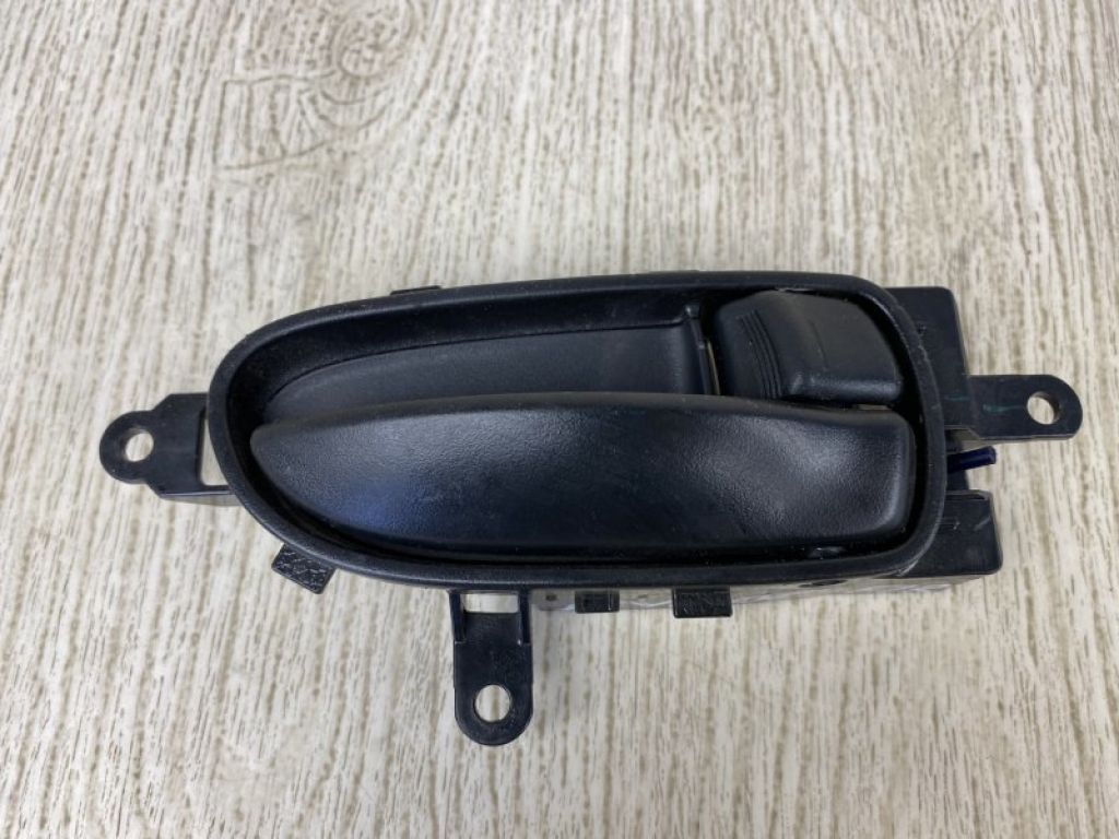 80670-3LM0A | Ручка дверей внутрішня передн. прав. NISSAN NV200 USA 13-