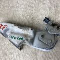 82421-JX00B | Ролик сдвижной двери нижний лев. NISSAN NV200 USA 13- - Превью 2