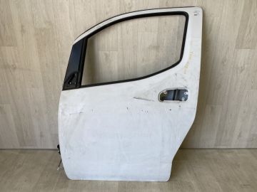 Двері передн. лів. NISSAN NV200 USA 13-