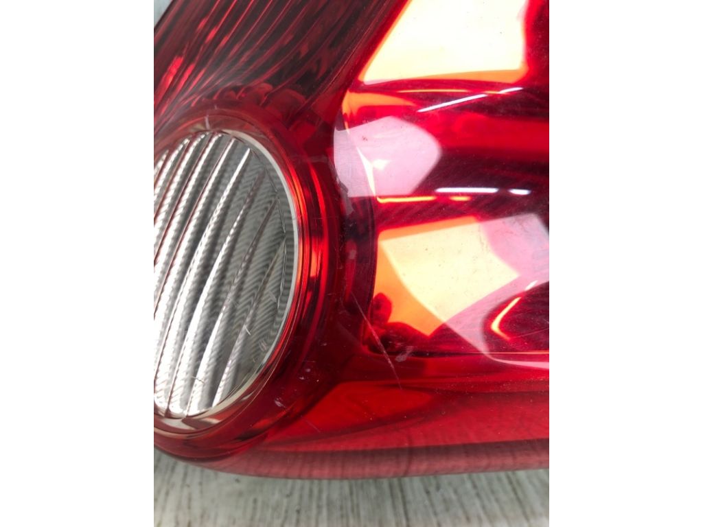 26555-1KM0A | Ліхтар зовнішній задн. лів. NISSAN JUKE 10-19 - Фото 6