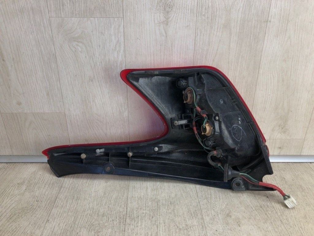 26555-1KM0A | Ліхтар зовнішній задн. лів. NISSAN JUKE 10-19 - Фото 9