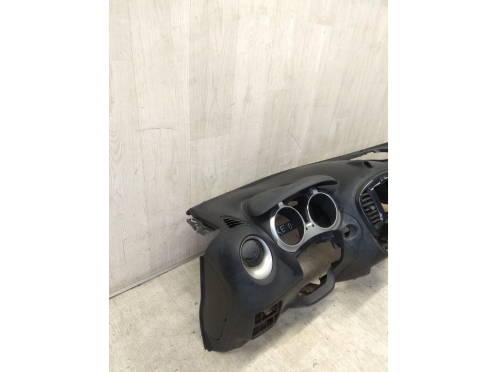 68200-1KA0A | торпедо NISSAN JUKE 10-19 - Фото 5