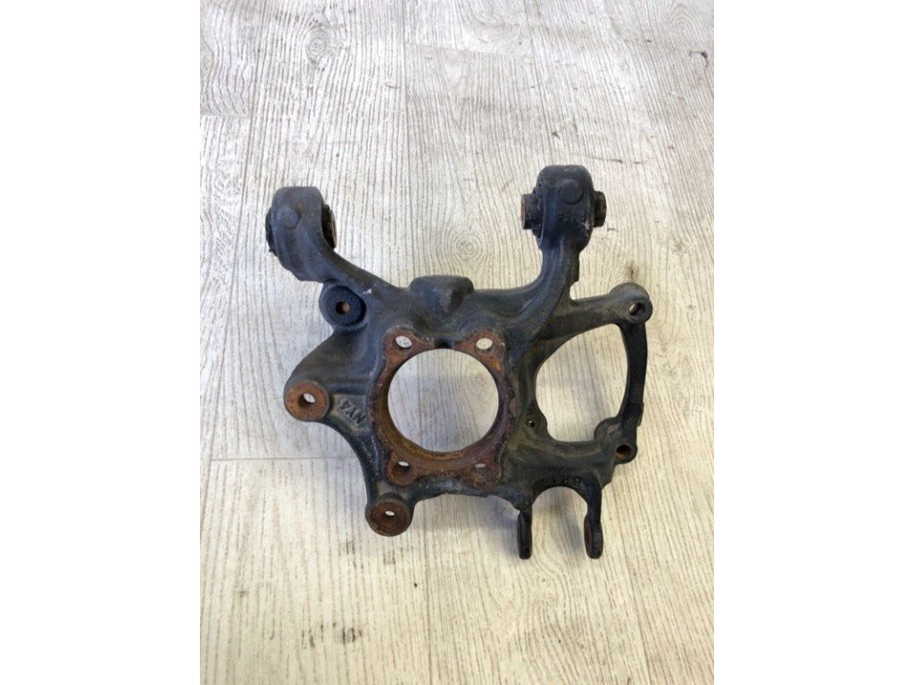 B45A-26-12X | Цапфа задн. лев. MAZDA 3 BM 13-19 - Фото 3