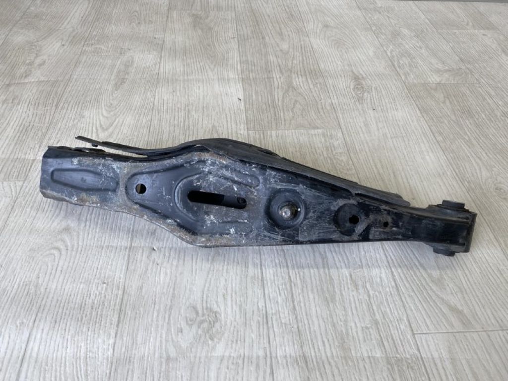 55210-D3050 | Важіль задньої підвіски нижній поперечний прав. KIA SPORTAGE QL 15-21 - Фото 3