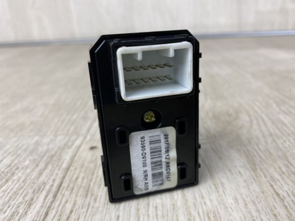 93581-D9100 | Кнопка стеклоподъемника задн. KIA SPORTAGE QL 15-21 - Фото 5