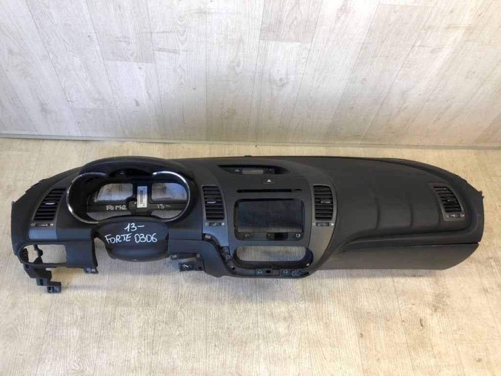 84710-B0020WK | торпедо KIA FORTE YD 12-