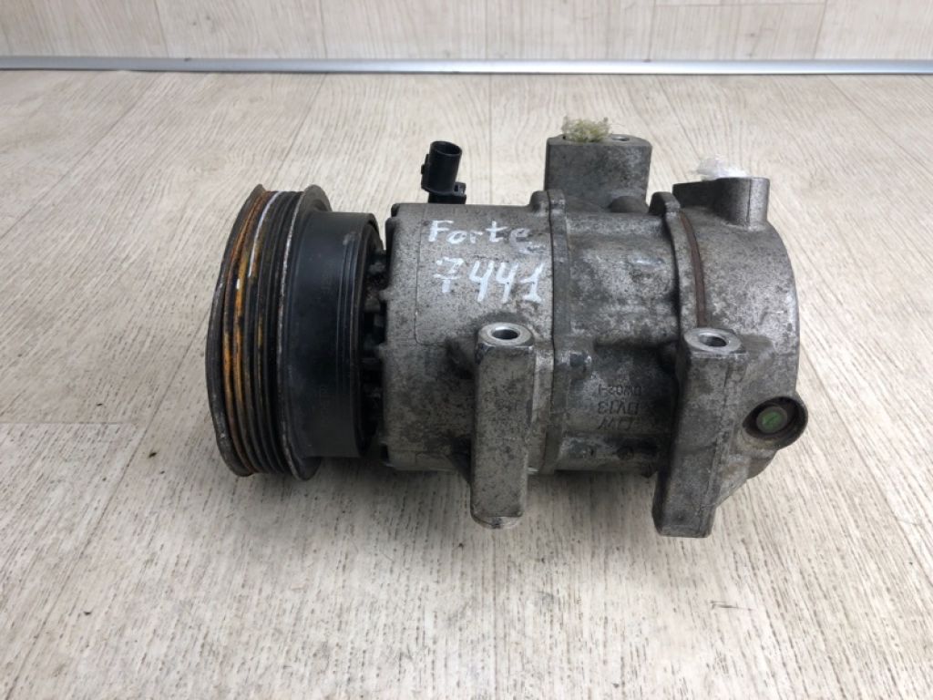 97701-1M130 | Компресор кондиціонера KIA FORTE/CERATO TD 08-13 - Фото 2