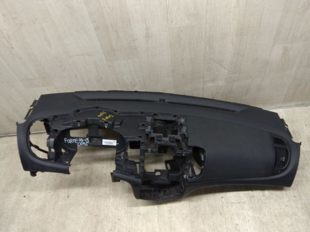 84710-1M250WK | торпедо KIA FORTE/CERATO TD 08-13 - Фото 2