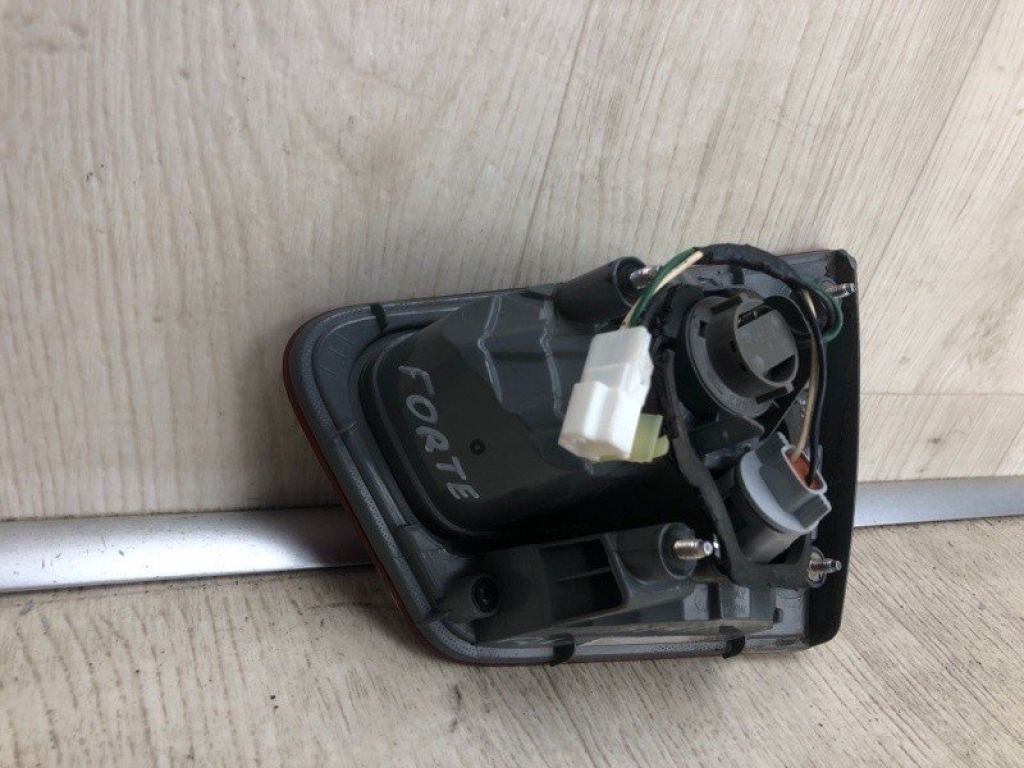 92403-1M000 | Фонарь внутренний задн. лев. KIA FORTE/CERATO TD 08-13 - Фото 8