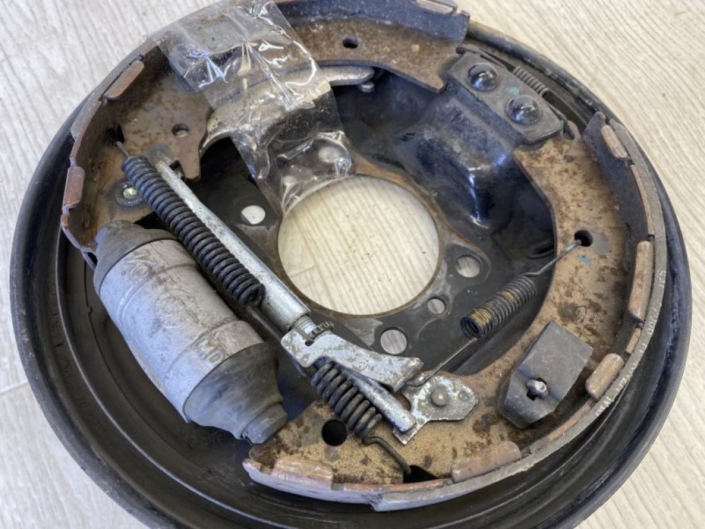 58300-1R000 | Тормозной механизм задн. лев. HYUNDAI ACCENT RB 10- - Фото 4