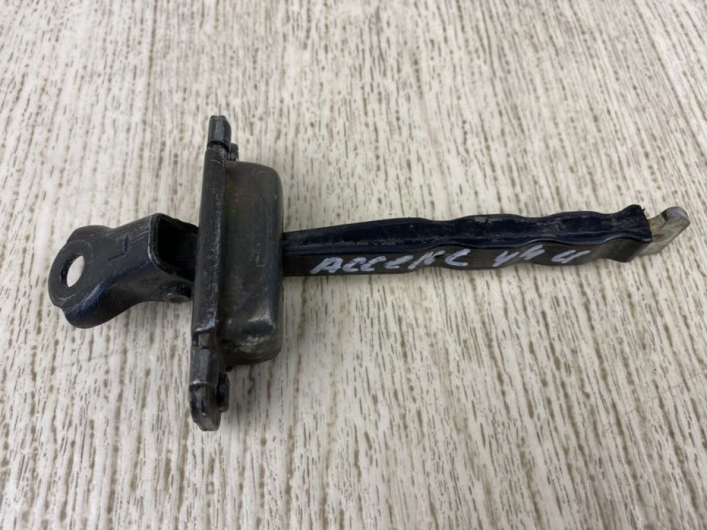 79380-1R000 | Ограничитель двери передн. лев. HYUNDAI ACCENT RB 10-