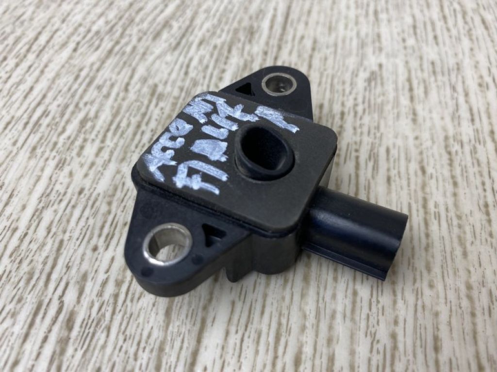 95920-1R200 | Датчик удару HYUNDAI ACCENT RB 10-