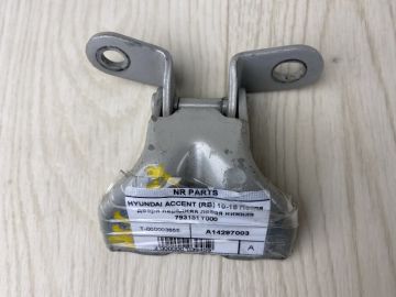 Петля двері нижня передн. лів. HYUNDAI ACCENT RB 10-