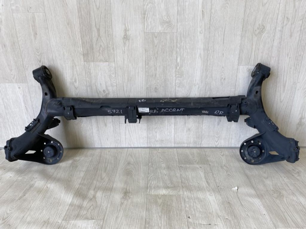 55100-1R000 | Балка задньої підвіски HYUNDAI ACCENT RB 10-