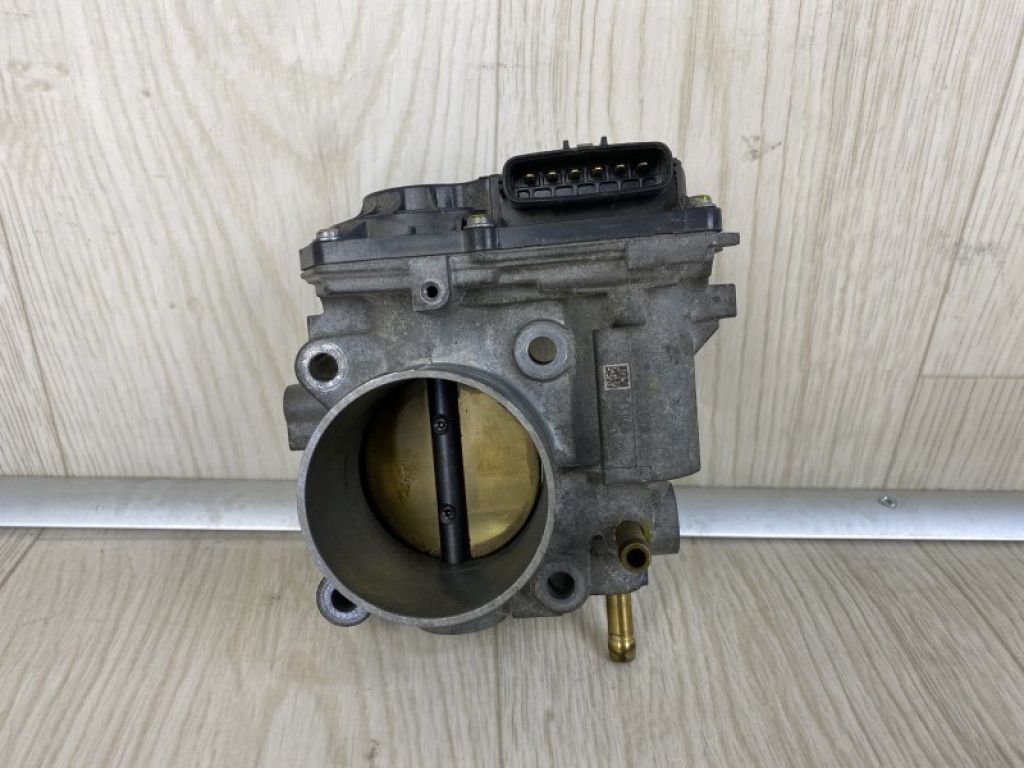 16400-5A2-A02 | Дросельна заслінка HONDA ACCORD COUPE CT 12-
