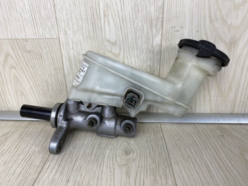 46100-T2F-A02 | Главный тормозной цилиндр HONDA ACCORD COUPE CT 12- - Фото 2