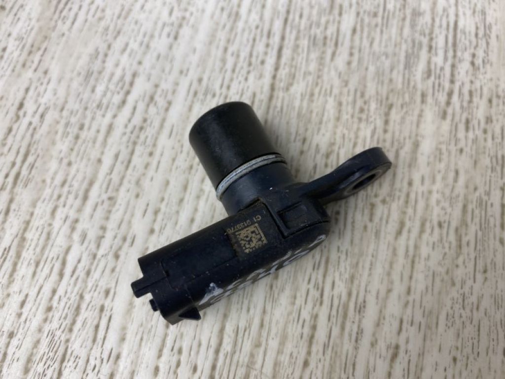 12684186 | Датчик положения распредвала GMC ACADIA 12-16 - Фото 2