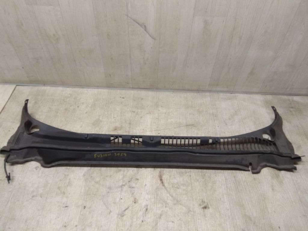 DS7Z-54018A16-A | Пластик під лобове скло / Жабо FORD FUSION 14-