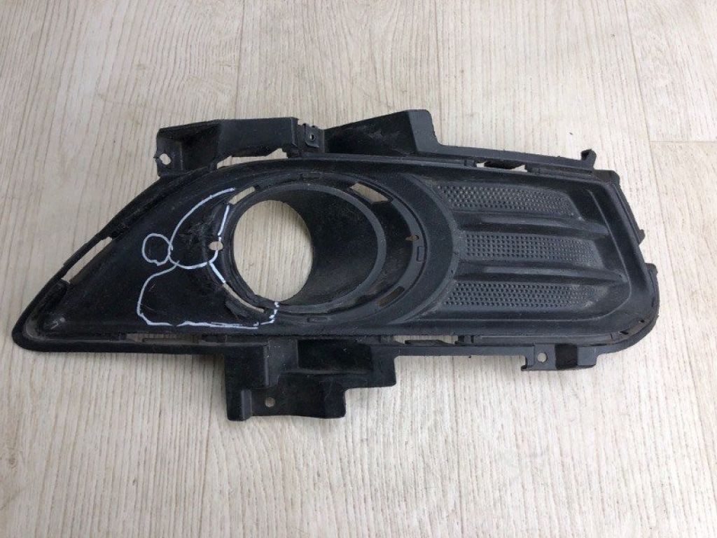 DS7Z-17B814-BB | Накладка протитуманної фари прав. FORD FUSION 14-