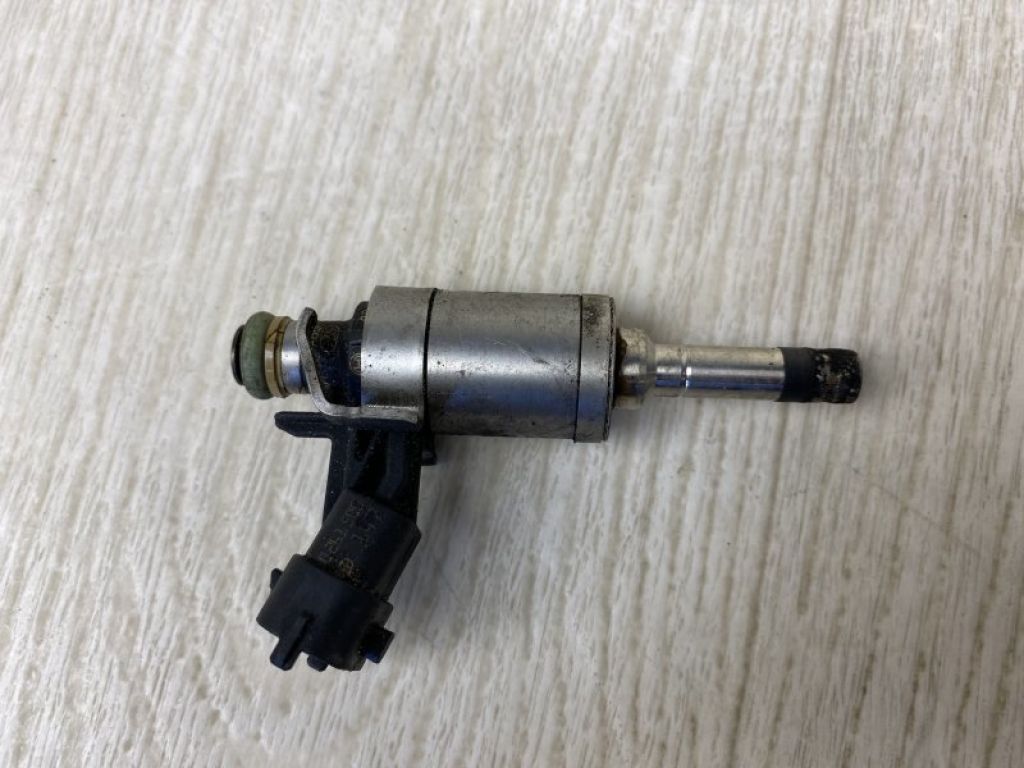 BB5Z-9F593-B | Форсунка топливная FORD FUSION 14-