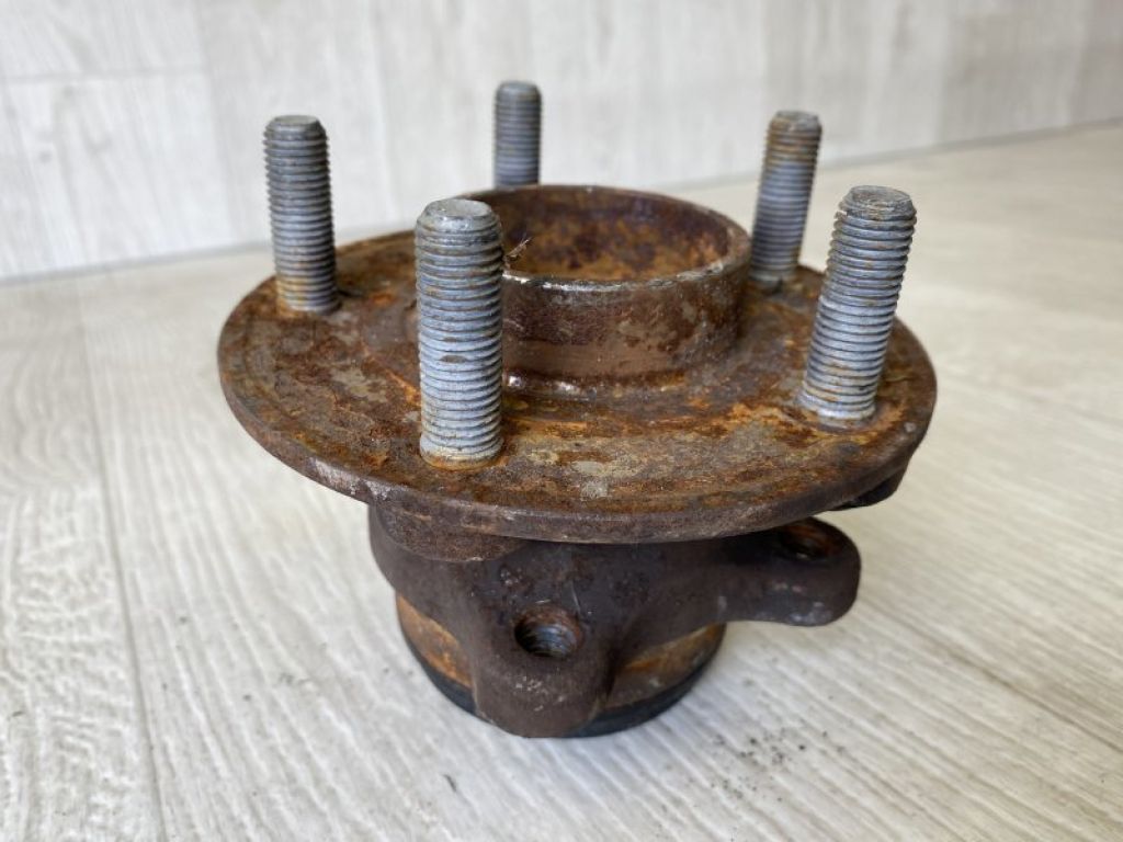 DG9Z-1109-C | Маточина колеса задн. FORD FUSION 14- - Фото 3