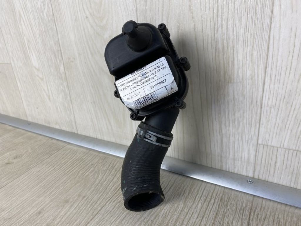 DS7Z-9P437-D | Патрубок интеркулера FORD FUSION 14- - Фото 2