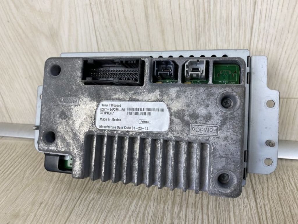 DS7Z-10D885-FA | монітор FORD FUSION 14- - Фото 6