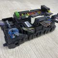 FU5Z-15604-AC | Блок предохранителей моторный отсек FORD FUSION 14- - Превью 2