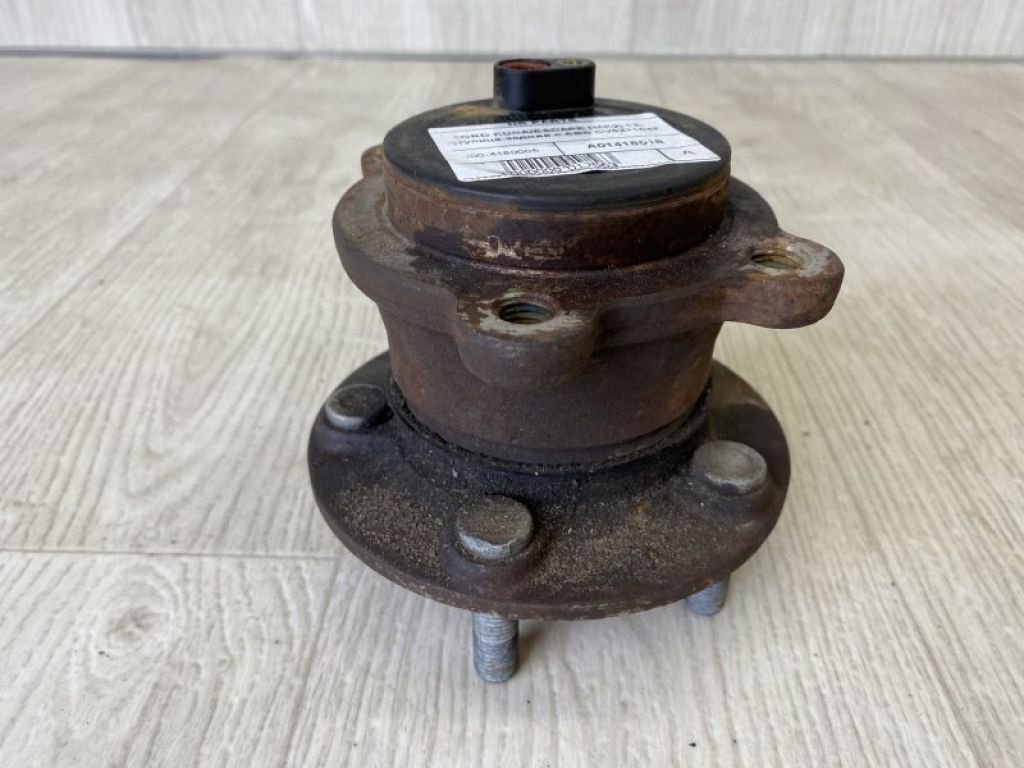 CV6Z-1104-F | Маточина колеса задн. FORD ESCAPE 12-19 - Фото 4