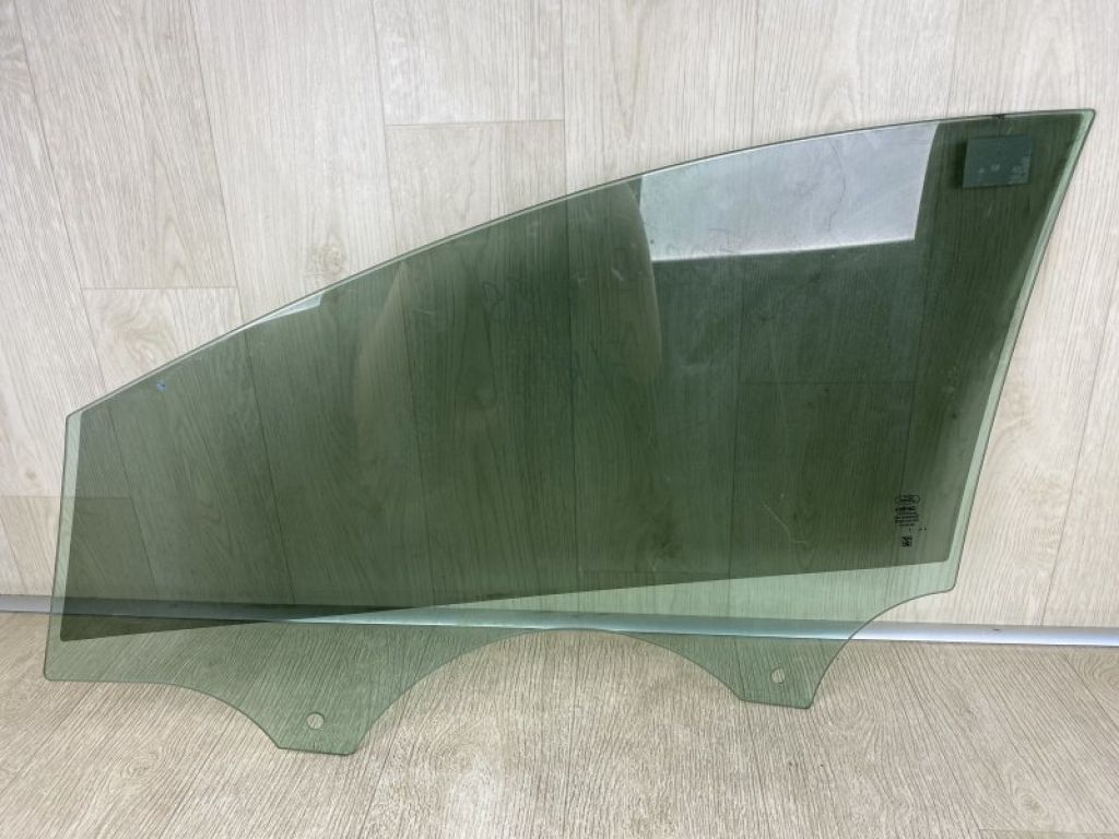 F1EZ-5821410-A | Стекло двери передн. прав. FORD FOCUS 10-18 - Фото 3