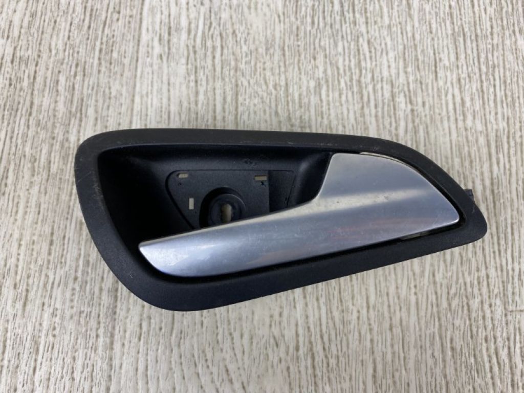 CV6Z-5422600-DA | Ручка дверей внутрішня задн. прав. FORD FOCUS 10-18
