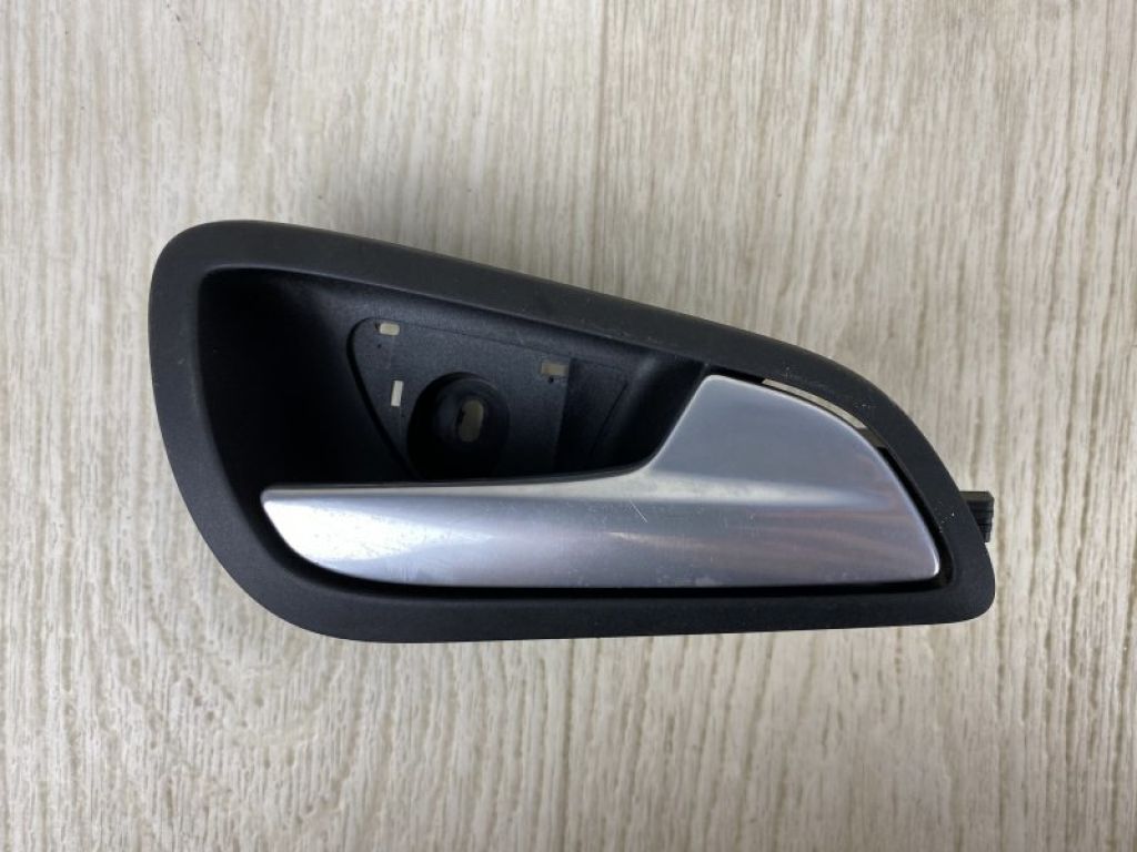 CV6Z-5422600-DA | Ручка дверей внутрішня задн. прав. FORD FOCUS 10-18