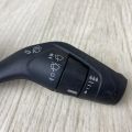F1FZ-17A553-A | Підрульовий перемикач прав. FORD FOCUS 10-18 - Прев'ю 2