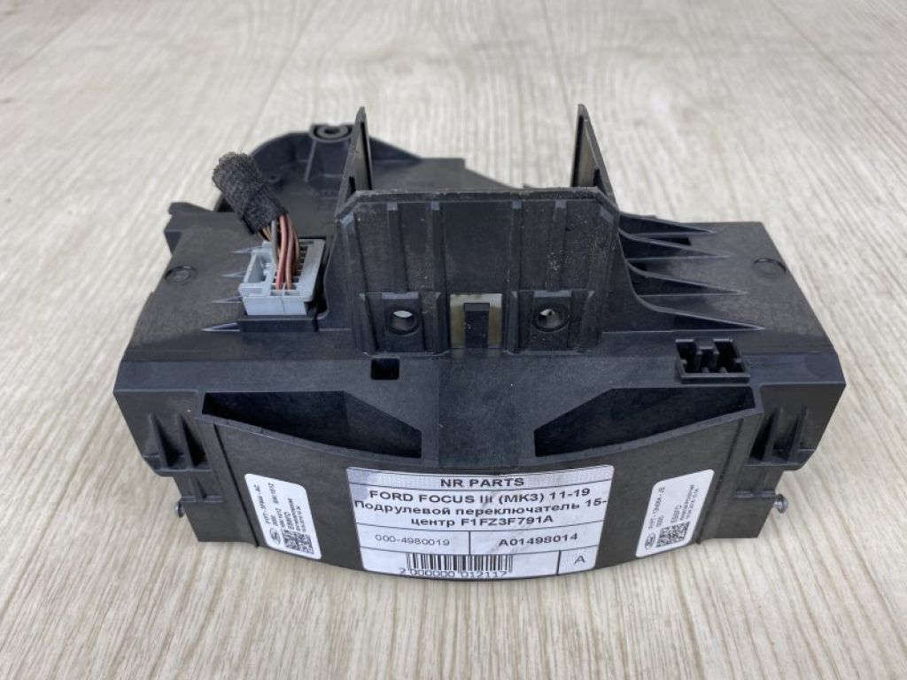 F1FZ-3F791-A | Датчик кута повороту керма FORD FOCUS 10-18