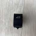 BM5Z-14529-A | Кнопка склопідіймача задн. FORD FOCUS 10-18