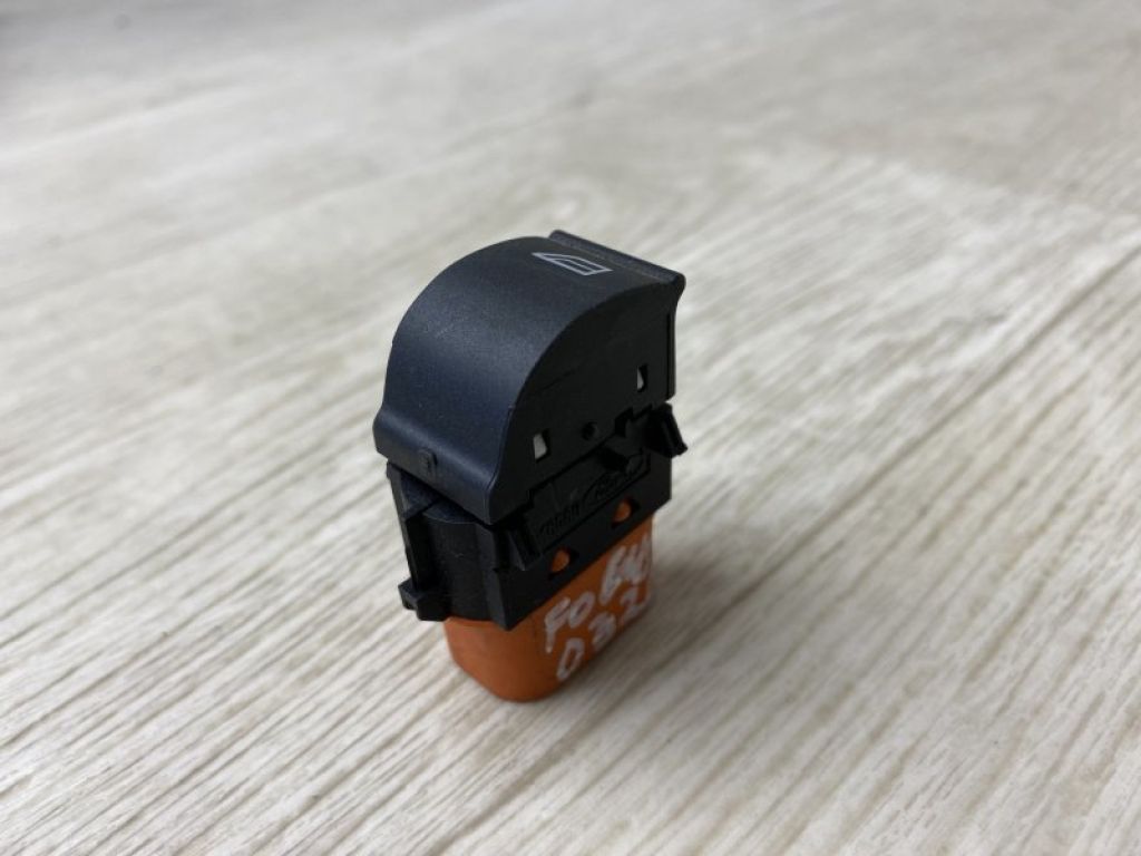 BM5Z-14529-A | Кнопка склопідіймача задн. FORD FOCUS 10-18 - Фото 2