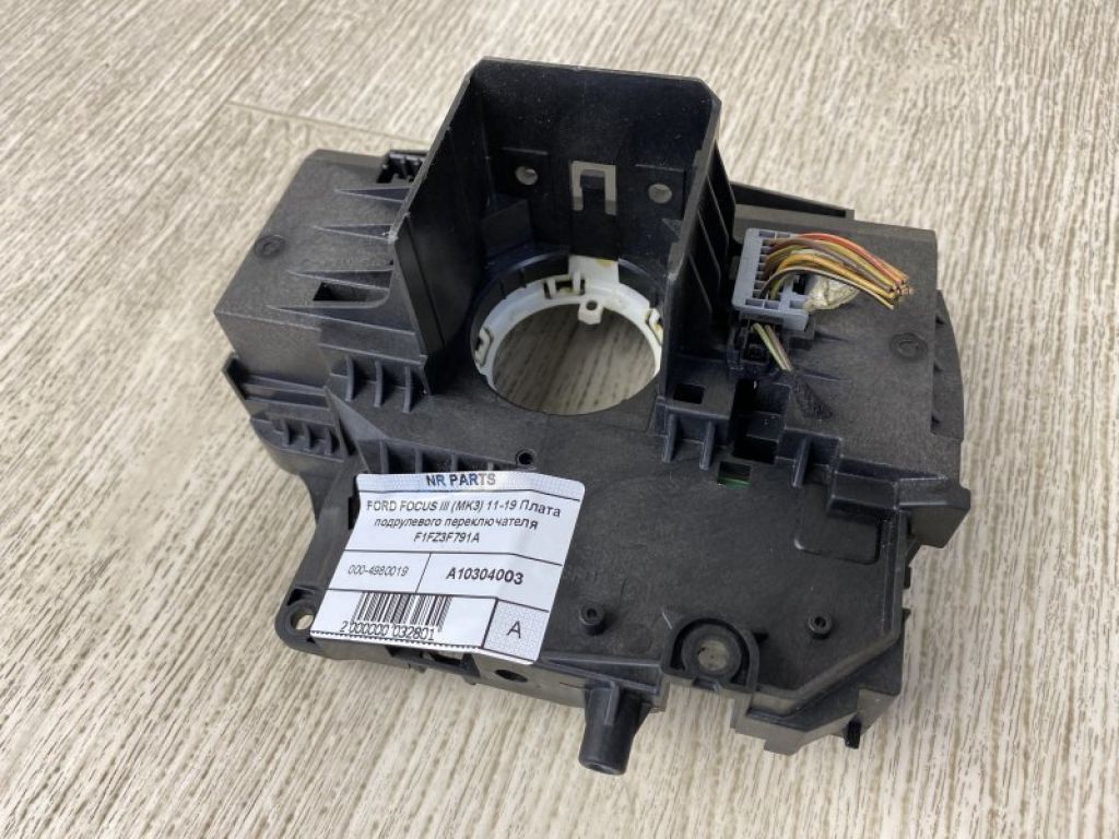 F1FZ-3F791-A | Датчик кута повороту керма FORD FOCUS 10-18