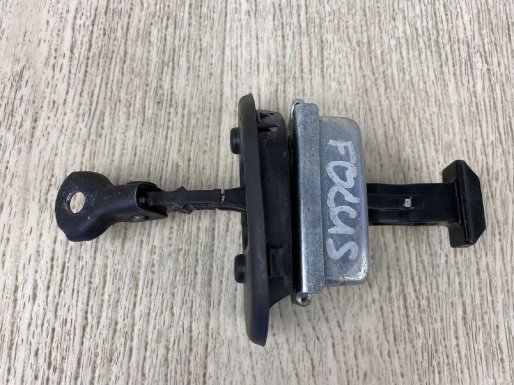 CP9Z-5827204-A | Ограничитель двери задн. FORD FOCUS 10-18