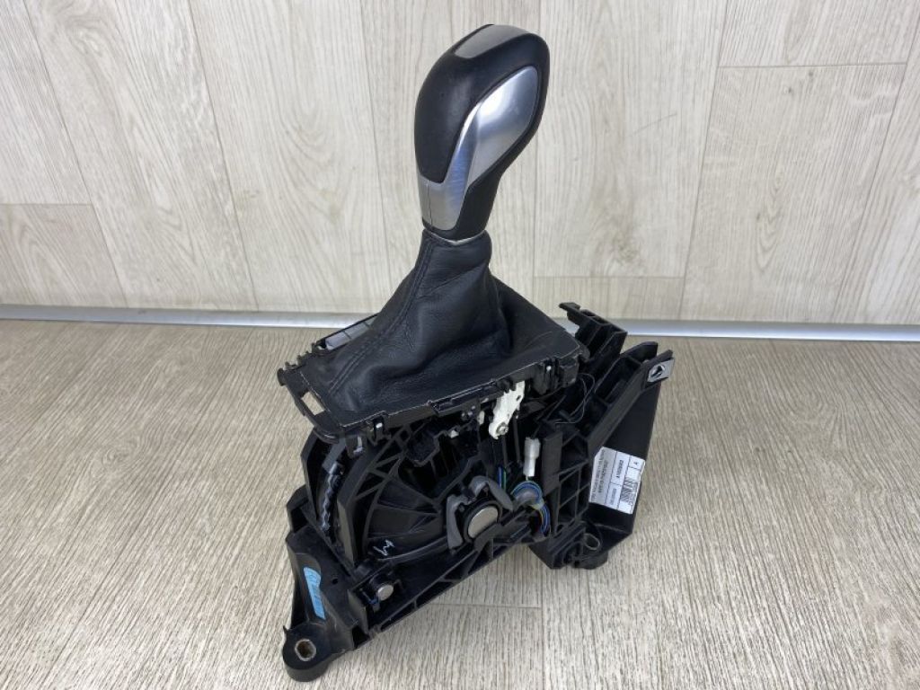 F1EZ-7210-UD | Куліса АКПП FORD FOCUS 10-18