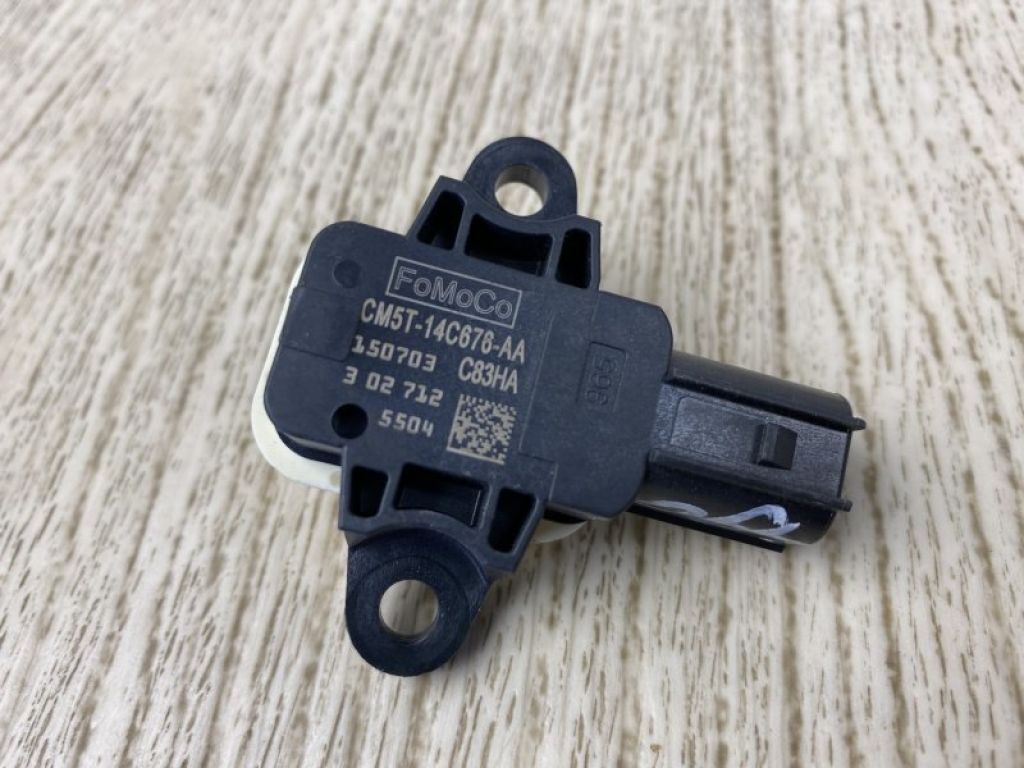 CP9Z-14B345-A | Датчик удару FORD FOCUS 10-18 - Фото 3