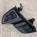 F1EZ-9C888-D | Кнопки руля FORD FOCUS 10-18