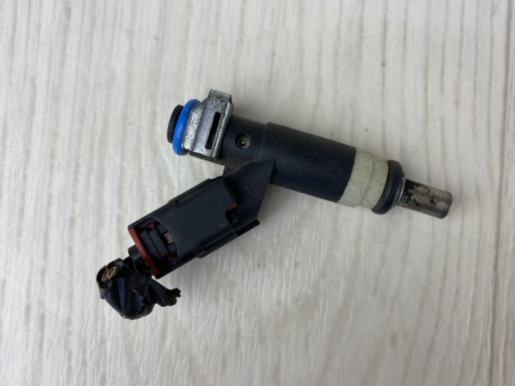 4891577AB | Форсунка паливна DODGE JOURNEY 08-20