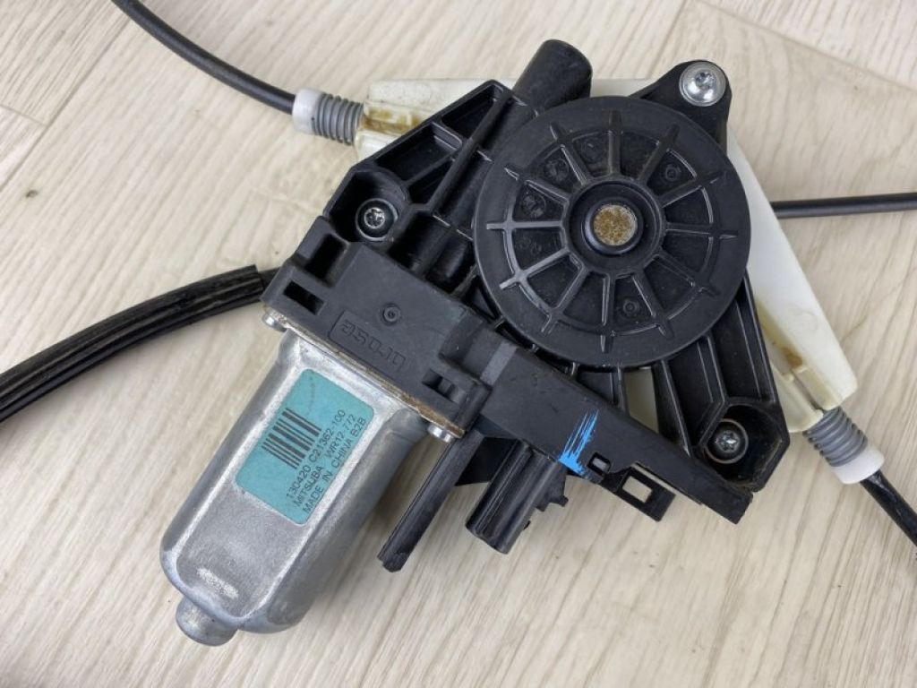 68043739AA | Склопідйомник задн. лів. DODGE JOURNEY 08-20 - Фото 4