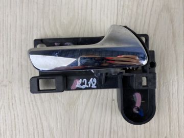 Ручка дверей внутрішня прав. DODGE JOURNEY 08-20