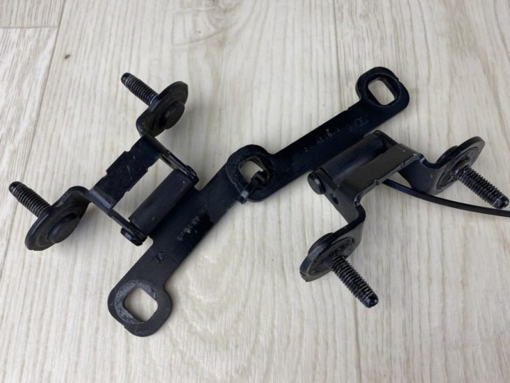 5074292AB | Петля крышки багажника DODGE JOURNEY 08-20 - Фото 2