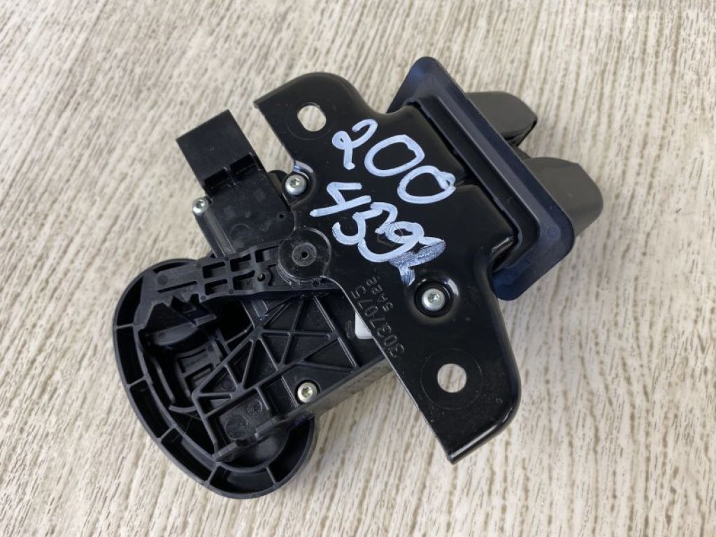 68193094AC | Замок крышки багажника CHRYSLER 200 14-16 - Фото 4