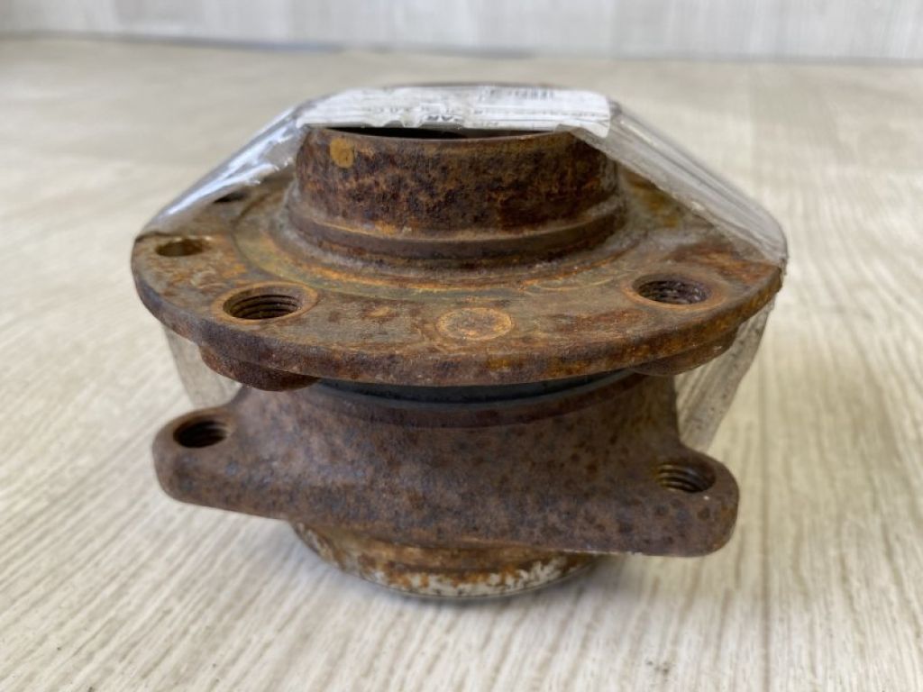 68155868AB | Маточина колеса задн. CHRYSLER 200 14-16 - Фото 3