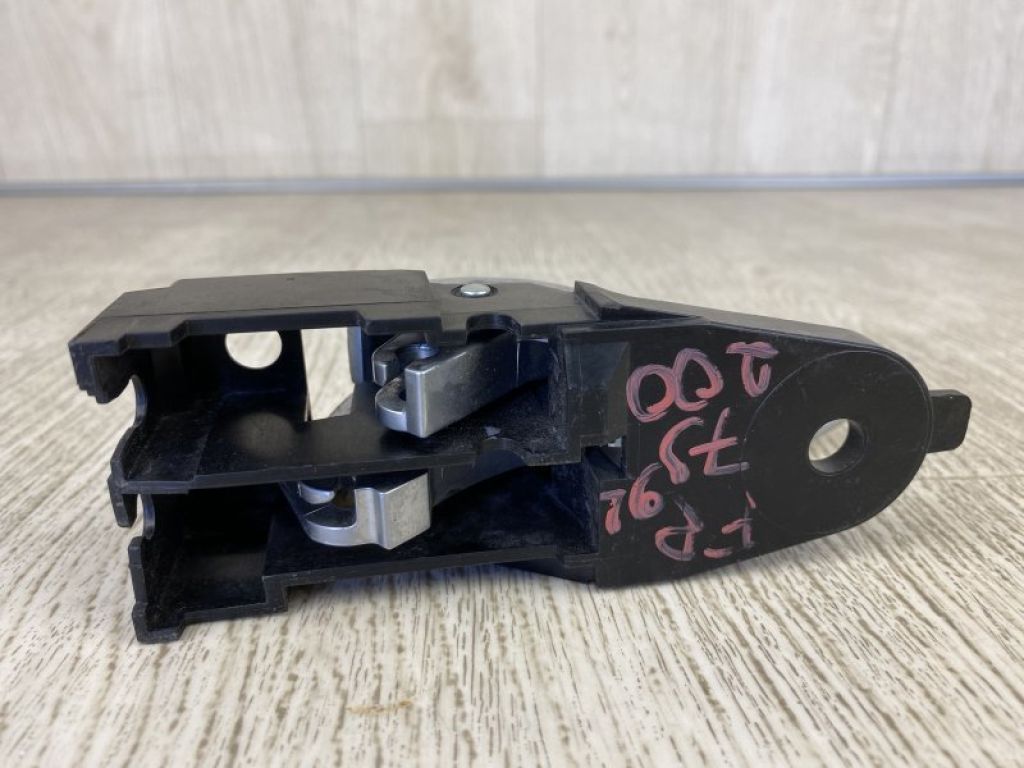 68249054AA | Ручка дверей внутрішня прав. CHRYSLER 200 14-16 - Фото 4